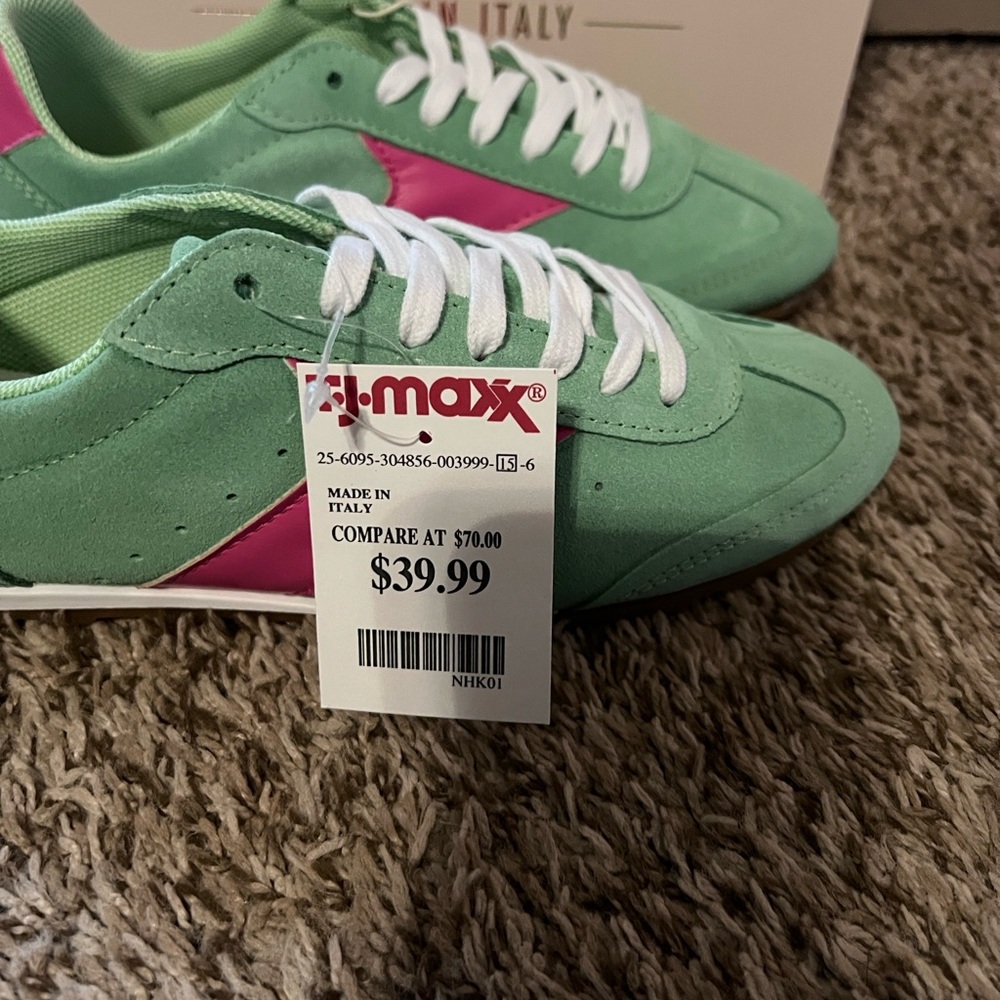 Mila Paoli Aqua and Fuchsia Sneakers - 9 - Picture 4 of 7